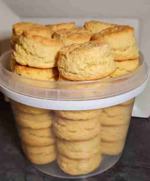 ULTRAMEL SCONES Ingredients: 7 cups cake flour 7 teaspoons baking powder 4 eggs 1 & 1/2 cup of sugar...