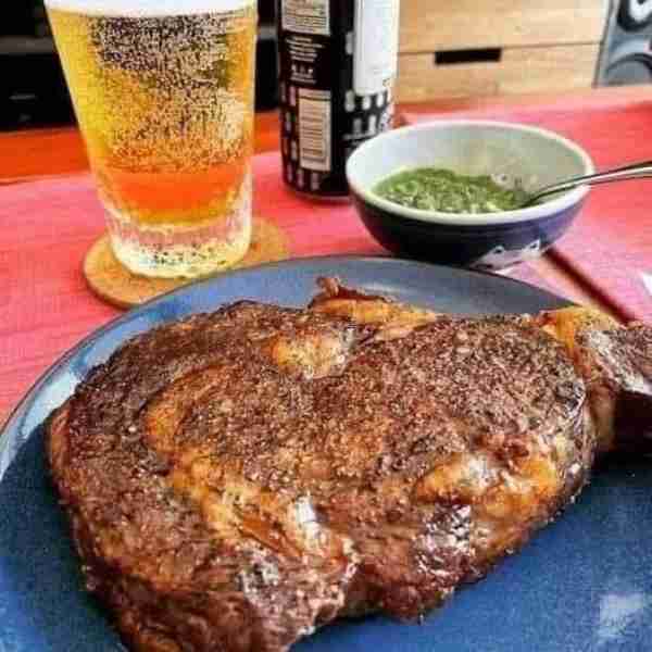 Made this Ribeye Steak for lunch. No one ever likes my posts. Does this not look good? Ingredients :...