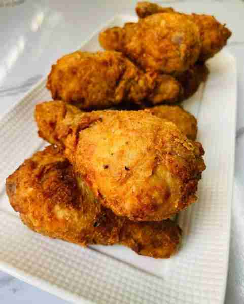 Crispy Fried Chicken Drumsticks Ingredients: Chicken drumsticks 2 cups buttermilk 2 cups all-purpose...