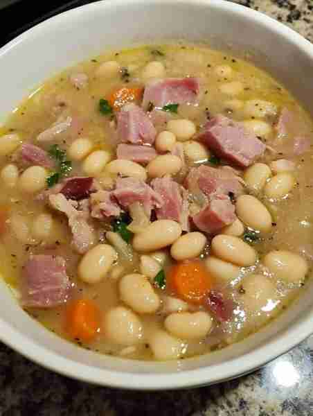 Ingredients Base Ingredients: 1 lb (2 cups) dried white beans (such as cannellini or navy beans), so...