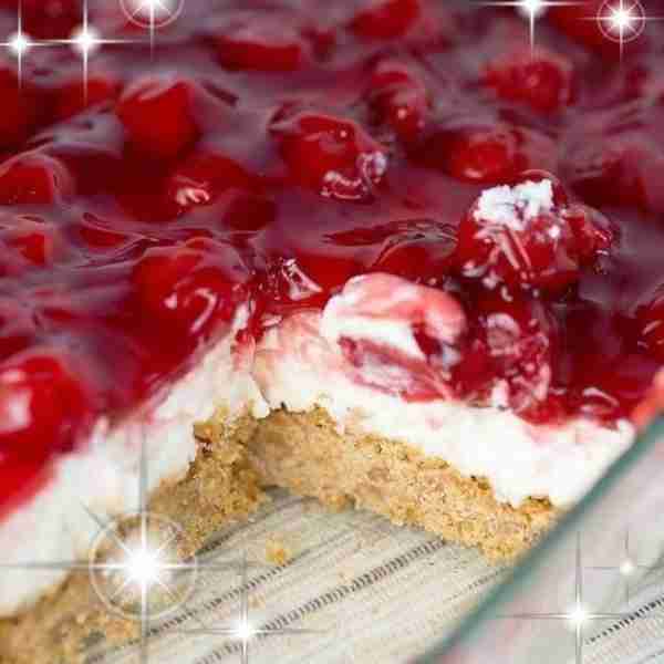 Easy Cherry Delight Dessert - No Bake Ingredients Crust 2 cups crushed graham crackers ½ cup melted...