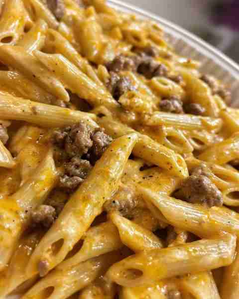 One-Pot Creamy Buffalo Cajun Sausage Penne Ingredients: 1 lb Italian sausage, casing removed 2 tab...