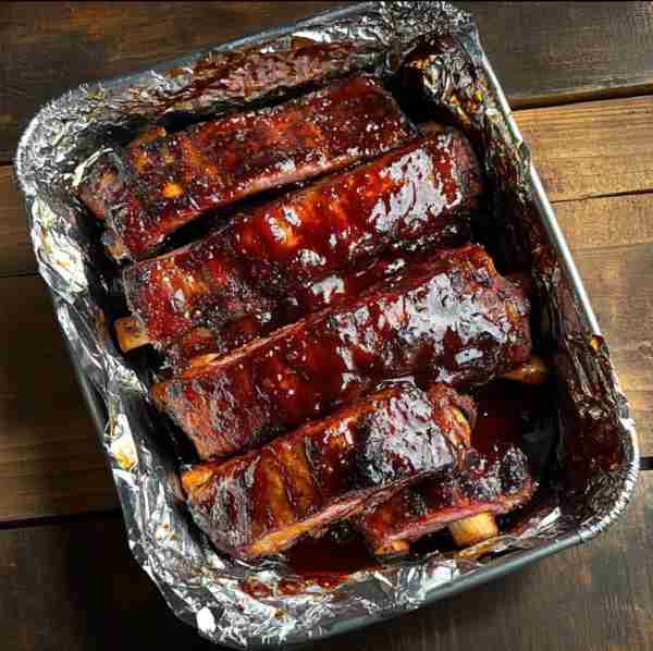 Honey Jalapeño BBQ Ribs Sticky, spicy, and sweet—these ribs are fall-off-the-bone delicious. ⸻ Ingre...