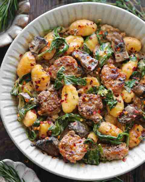 Creamy Italian Gnocchi with Sausage, Mushrooms, and Spinach.🍄‍🟫🥬