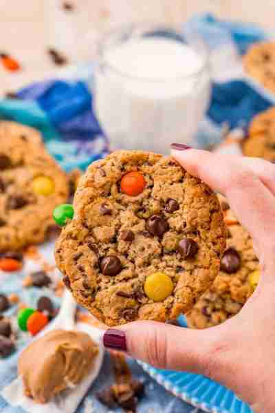😋🌈 Whip up a batch of these Monster Cookies in less than 30 minutes and let the sweet indulgence b...