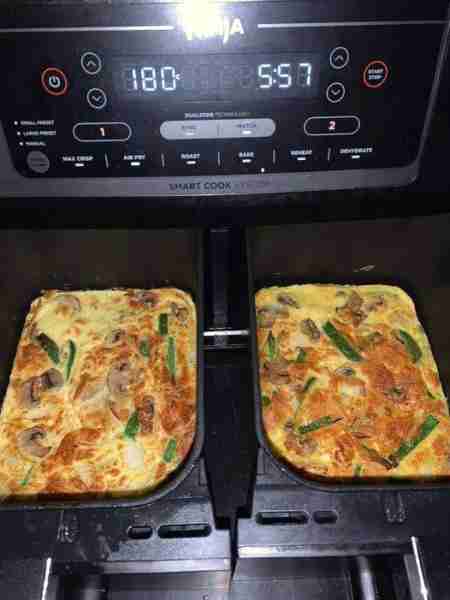 Air Fryer Omelette.🌼 Is my new favorite mess-free way to make a fluffy omelet without babysitting t...