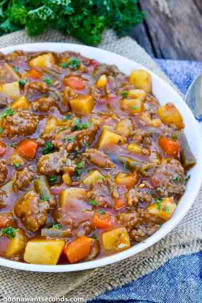 Hamburger Stew! 🥣 Delicious one pot meal that's satisfying & comforting! RECIPE BELOW!