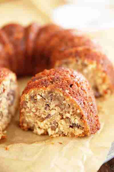 Have you ever had Vanilla Wafer Cake? Made with crushed Nilla Wafers cookies, coconut, and pecans, t...