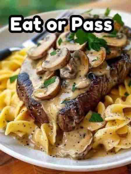 🥩 Steak with Creamy Mushroom Sauce Over Egg Noodles 🍝 ✅Ingredients: For the Steak: 2 ribeye or si...