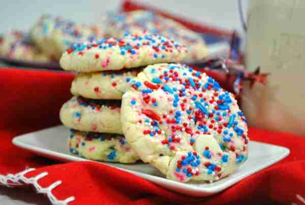 Soft & Chewy White Chocolate Firework Cookies! 🇺🇸 Beautiful Yummy Patriotic Cookies! 🎇 RECIPE BELOW!