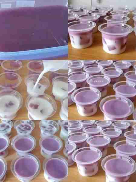 Puding Mozaik Susu Bahan 1 : 1 bungkus Nutrijel anggur 4 sdm gula pasir 500 ml air Cara buat : Masak...