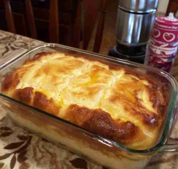 8 eggs, block of cream cheese, 4 tsp of butter and splash of vanilla. Cream everything together and...
