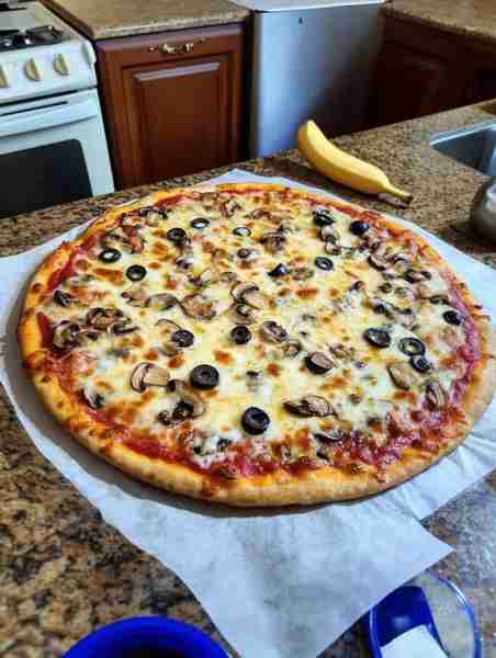 The Keto pizza turned out to be a success with my husband ❤️. For the crust, you'll need: 1 1/2 cups...