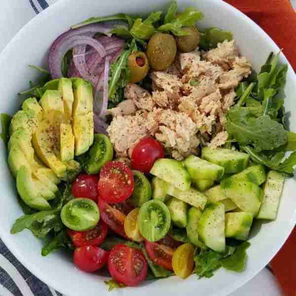 10 Minute Arugula Tuna Avocado Salad is a Quick Clean Eating Lunch I could enjoy everyday! I used Ba...