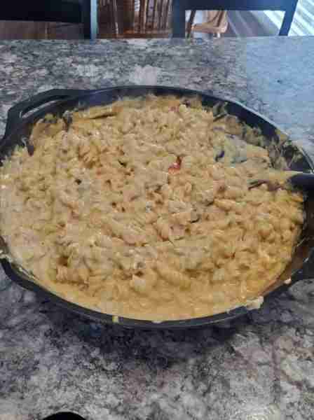 OMG Y'all Slap yo mama taco pasta!! 1 box pasta of your choice 1 can cream of chicken 1 can Rotel 1...