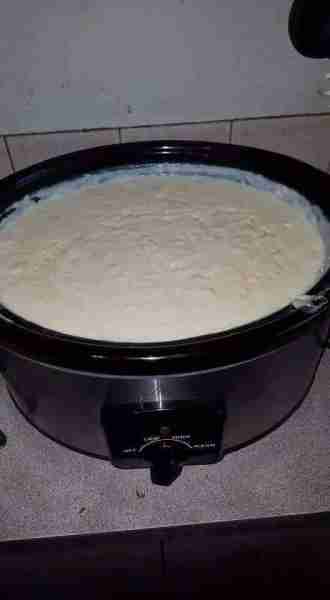 Creamed rice in slow cooker 1/2 cup rice 1 litre milk (4 cups) milk 1/2 cup sugar 1 teaspoon vanilla...