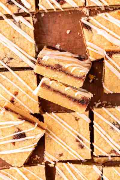 🌟🍪 Get ready to indulge in a delightful treat that combines the best of both worlds! 😍 Our Cinnam...