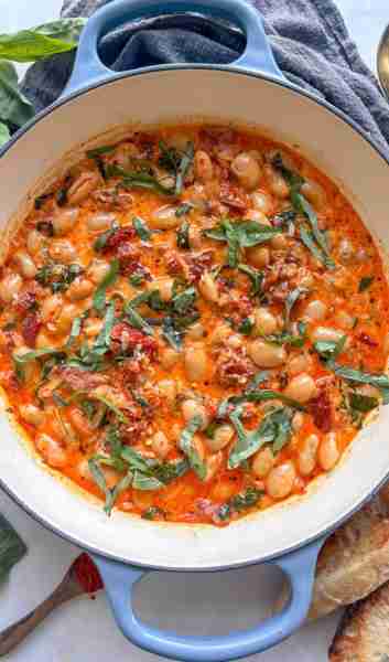 Beautiful beans 😍💛 These are "Marry Me🥂" butter beans - cooked in a rich and creamy Tuscan inspir...