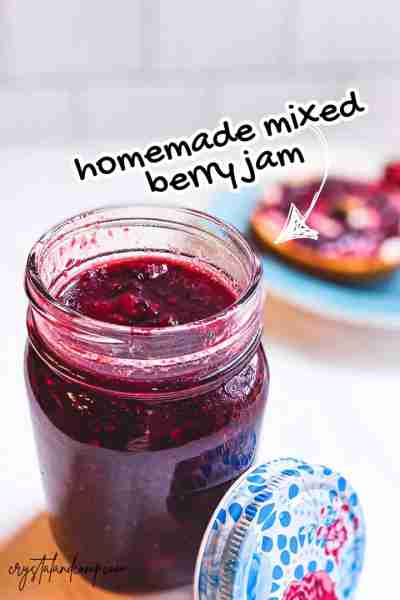 🫐 MIXED BERRY JAM RECIPE Use fresh or frozen berries to make this! RECIPE BELOW