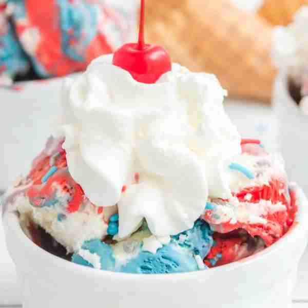Red, White & Blue Ice Cream! Only 4 ingredients! A Yummy Patriotic Treat & Perfect for Any Patrioti...