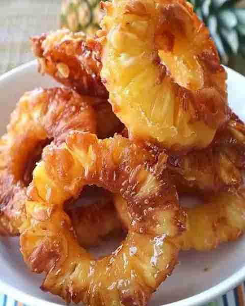 🍍✨ Sweet, tangy, and oh-so-crunchy! These Tropical Bliss Pineapple Fritters are a tropical delight...