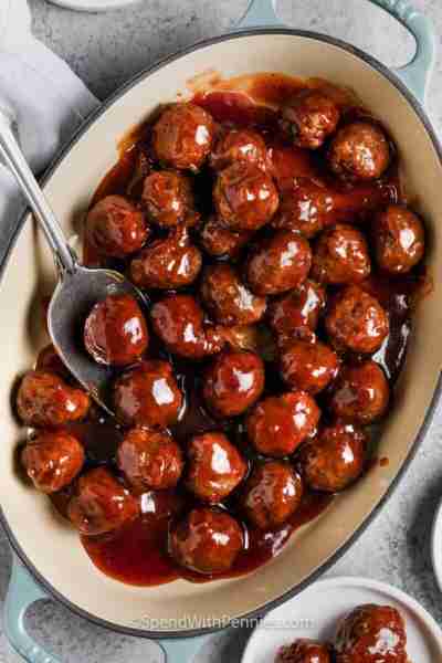 https://www.spendwithpennies.com/amazing-cocktail-meatballs-these-are-always-a-hit/ These sweet & so...