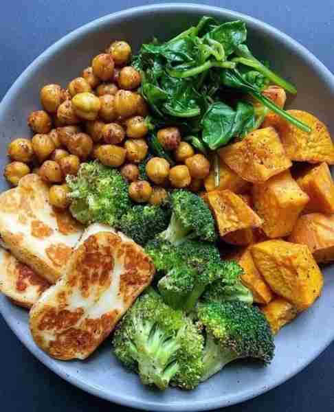 Roasted Veggie & Halloumi Bowl Ingredients: 1 cup chickpeas (cooked or canned) 1 cup sweet potato, c...