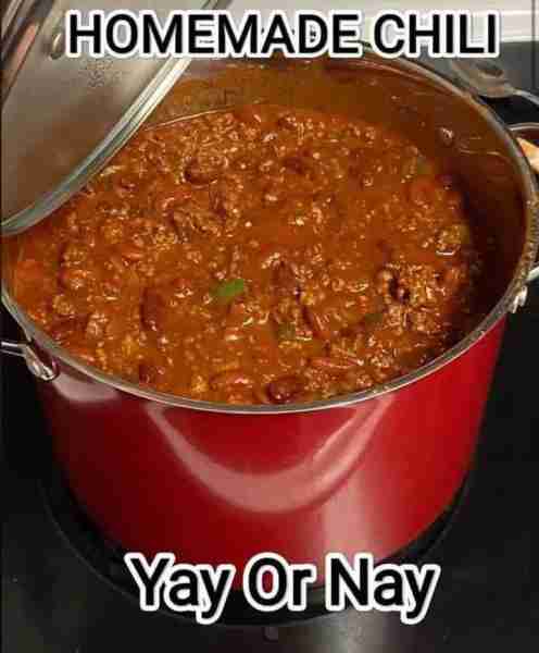 HUGE POT of Chilli At Home😍😋😍😋 Ingredients: 1 pound ground beef (or turkey/chicken for variation...