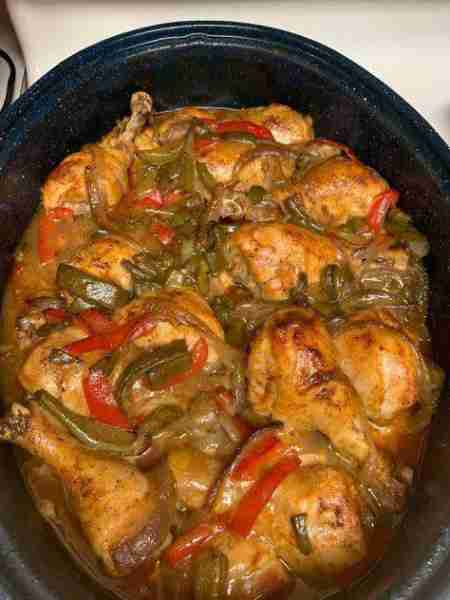 Made How to Make Delicious Slow-Cooked Chicken with Onions and Peppers ! It turned out delicious! I...