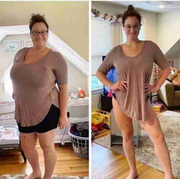 I'm sobbing like a baby in the bathroom floor. I broke my 100lbs weight loss. 🥰I am Very Happy. Che...