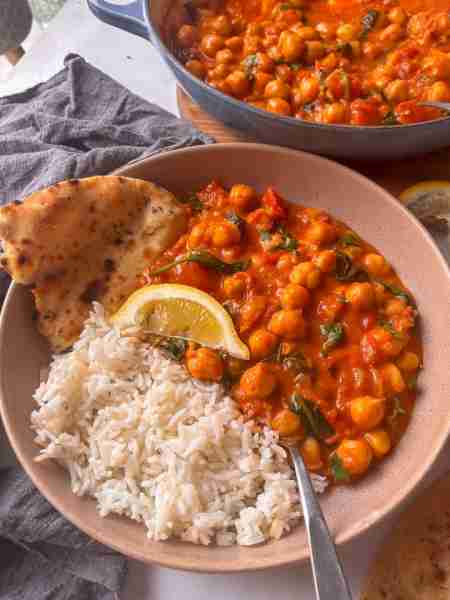 You can't beat a good flavour-packed chickpea curry - this one is made in one-pot and takes less tha...