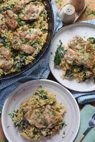 Calling all Caramelized Onion fans for this stove top dinner! This French Onion Chicken and Rice din...