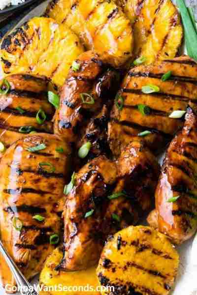Huli Huli Chicken! 🍍 A sweet and savory chicken dish that’ll transport you to the sandy beaches of...