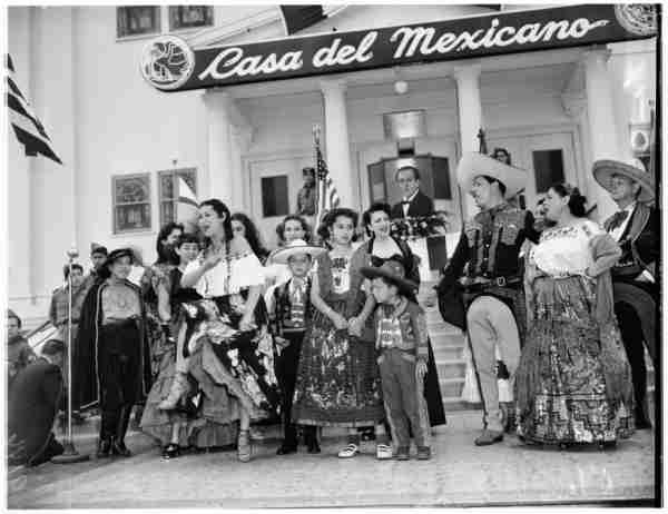 Cinco de Mayo, May 5, 1951 Photo by Los Angeles Examiner/USC Libraries/Corbis via Getty Image #vinta...