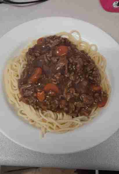 Spaghetti & gravy mince by Kye