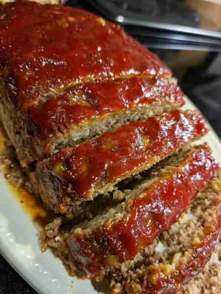 Old Fashioned Meatloaf - OMG😱 DON'T LOSE THIS😋 Ingredients 1 lb. 90% lean ground beef 1 cup dried...