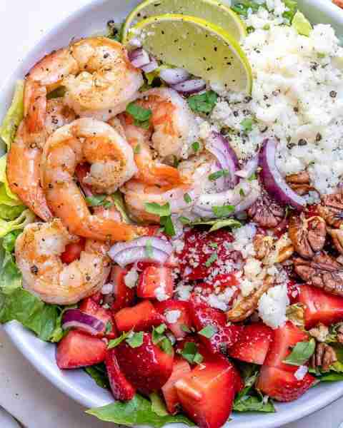 Shrimp + Fresh Strawberries + Limey Vinaigrette = Our NEW OBSESSION 😍 I won't blame you if this bec...