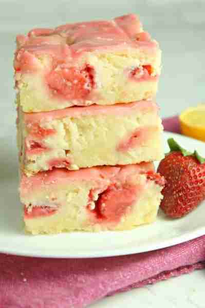 Strawberry Lemon Blondies! 🍓🍋 (no box mix!) Bursting with real strawberry flavor throughout! An ea...