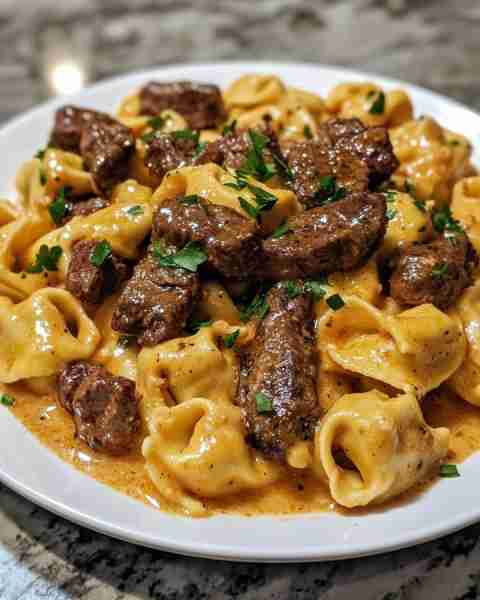 Cajun Garlic Beef Tortellini in Creamy Parmesan Ingredients: 1 lb thinly sliced beef (sirloin or fla...