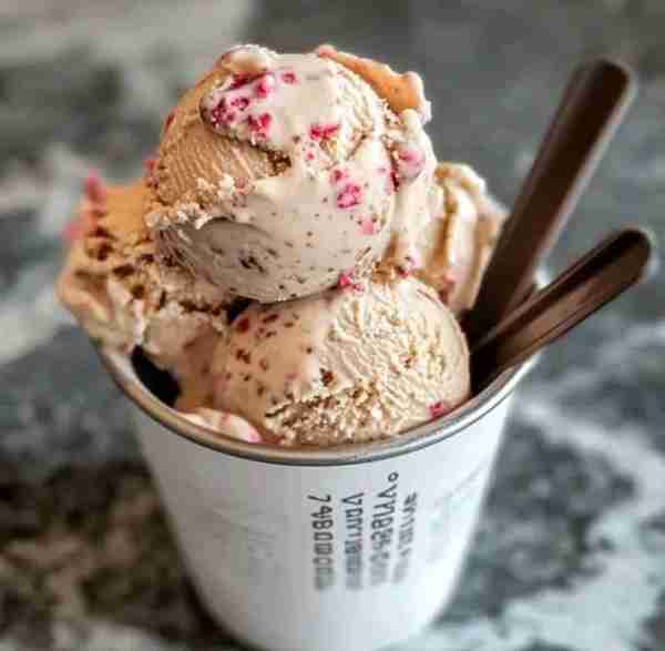 Dr. Pepper Ice Cream 🍦🥤 Ingredients: - 2 cups heavy cream - 1 cup whole milk - 1 cup Dr. Pepper...