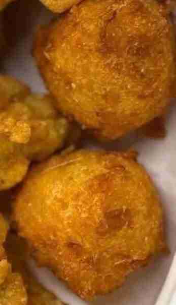 Sweet Vidalia Onion Hushpuppies If you like a good hushpuppy, then you will love these. They have t...