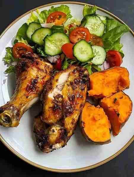 Roasted Chicken with Sweet Potato & Fresh Salad 🍗🍠! A simple, delicious, and balanced meal for any...