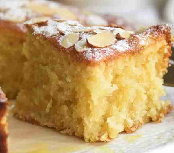Almond Butter Cake recipe, perfect with coffee or tea: Almond Butter Cake Ingredients For the cake:...