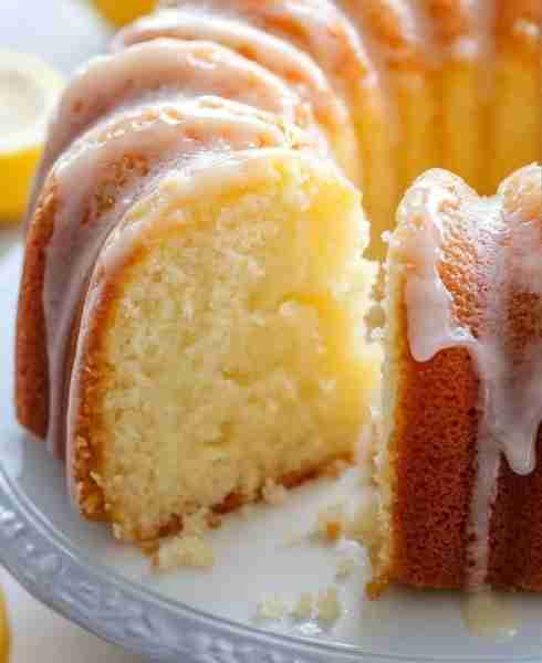 7UP Pound Cake Recipe with a delicious glaze Ingredients for the Cake: • 3 cups granulated sugar •...
