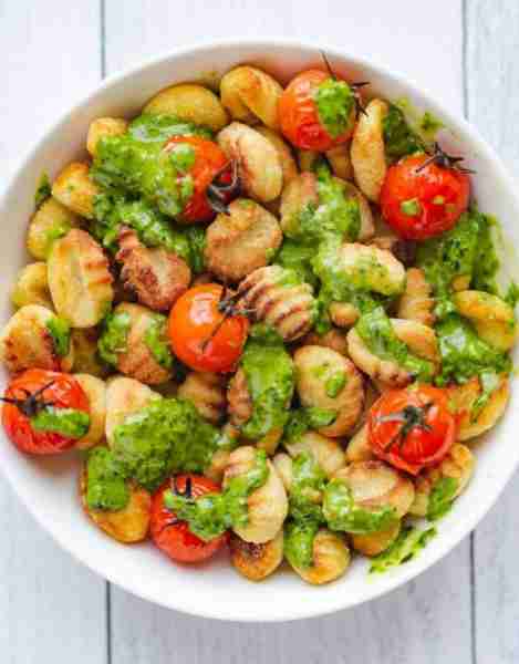 Macaroni with Cashew Pesto Creamy, nutty, Ingredients Macaroni pasta 🍝 Raw cashews 🥜 Fresh basil l...