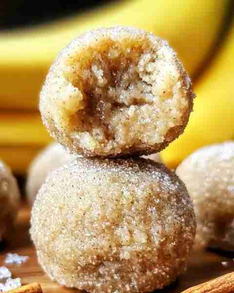 No-Bake Banana Cinnamon Energy Bites Sweet banana and warm cinnamon combine in these soft, chewy en...