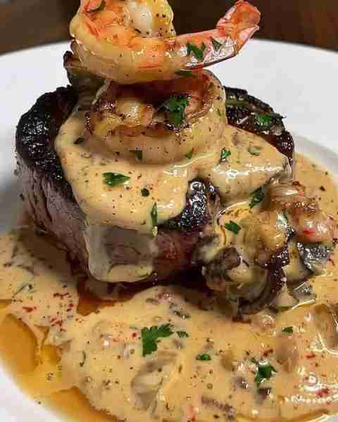 Filet Mignon with Shrimp and Lobster Cream Sauce🎉🍖🦐 Are you ready to elevate your dining experien...