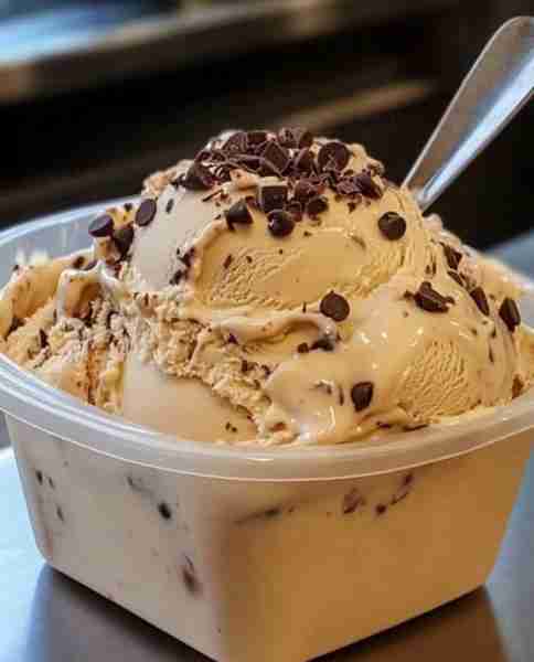 COFFEE ICE CREAM Ingredients: 350 ml whipping cream 3 spoons of Soluble Coffee 290 ml of sweetened m...