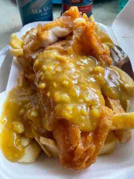 Fish & chips with Chip shop curry sauce 😋😍