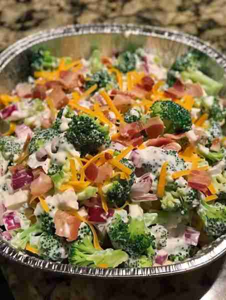 EASY BROCCOLI SALAD Ingredients 2 12-ounce sachets of raw broccoli 1/2 cup chopped red onion 1 cup g...